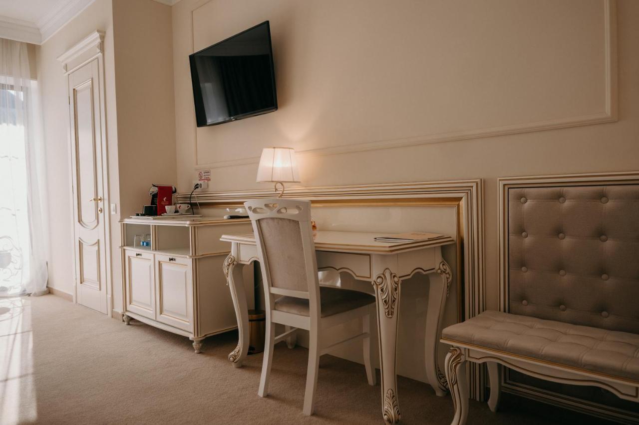 Zastava Uman Hotel Dmytrushky Екстериор снимка