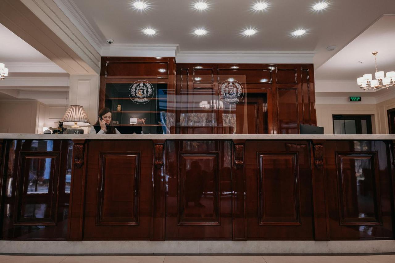 Zastava Uman Hotel Dmytrushky Екстериор снимка