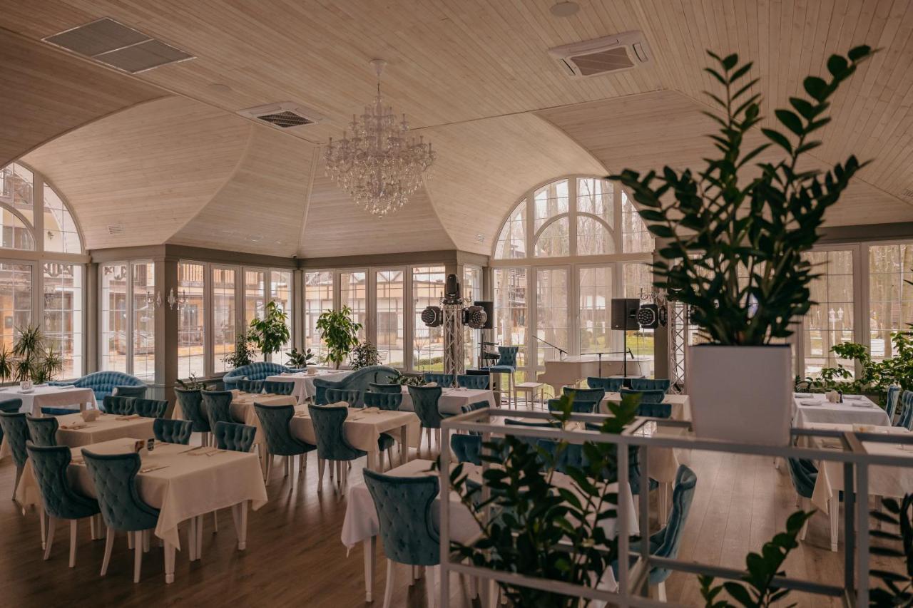 Zastava Uman Hotel Dmytrushky Екстериор снимка