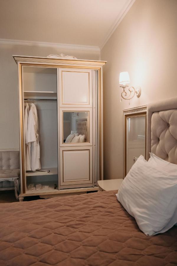 Zastava Uman Hotel Dmytrushky Екстериор снимка
