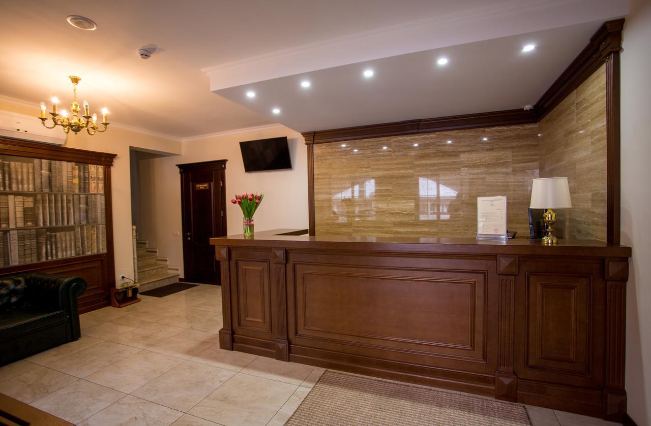 Zastava Uman Hotel Dmytrushky Екстериор снимка